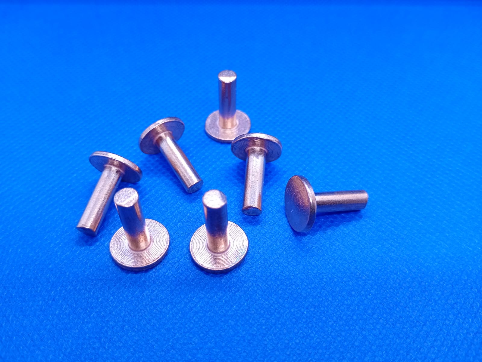 Parafusos especiais sob desenho